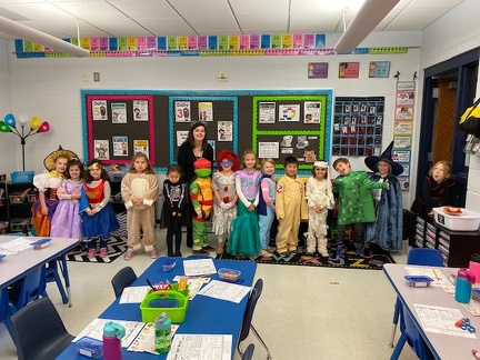 Kindergarten Halloween 2019d